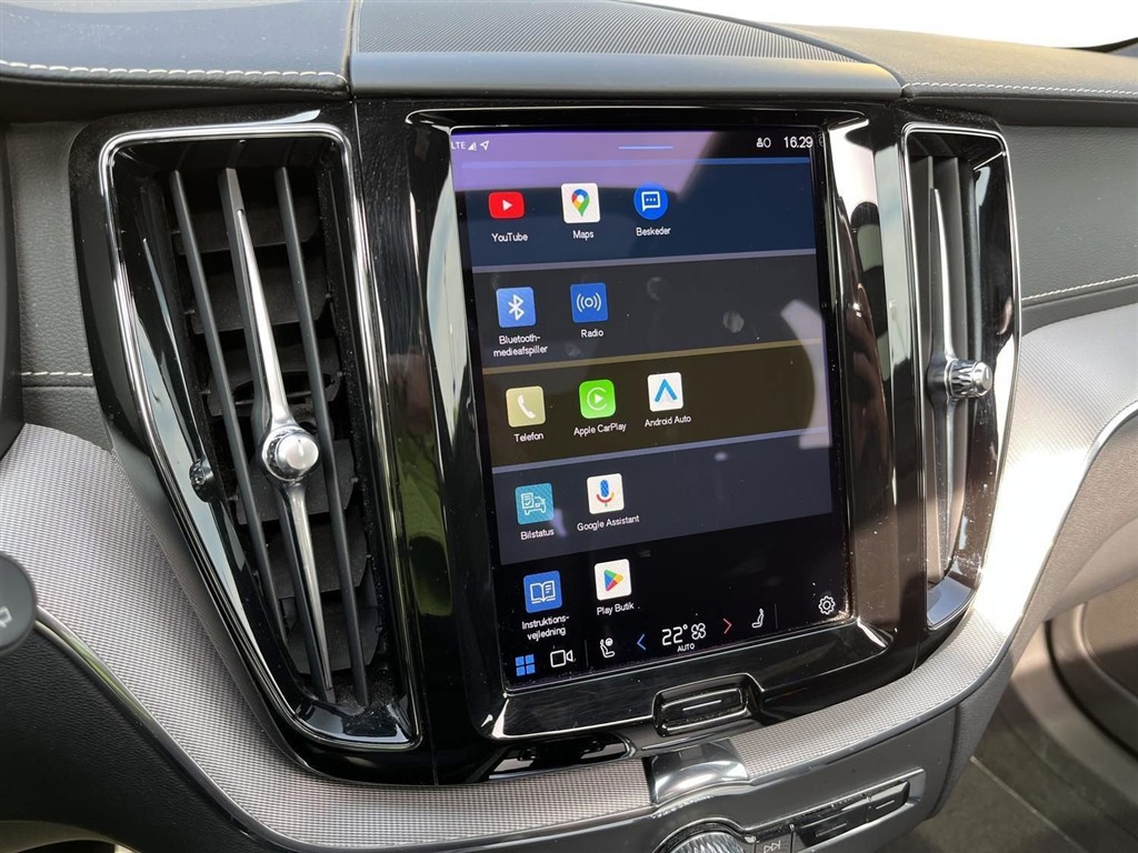 Volvo XC60 2,0 T6 Recharge Plugin-hybrid R-design AWD 350HK 5d 8g Aut. - Image 22