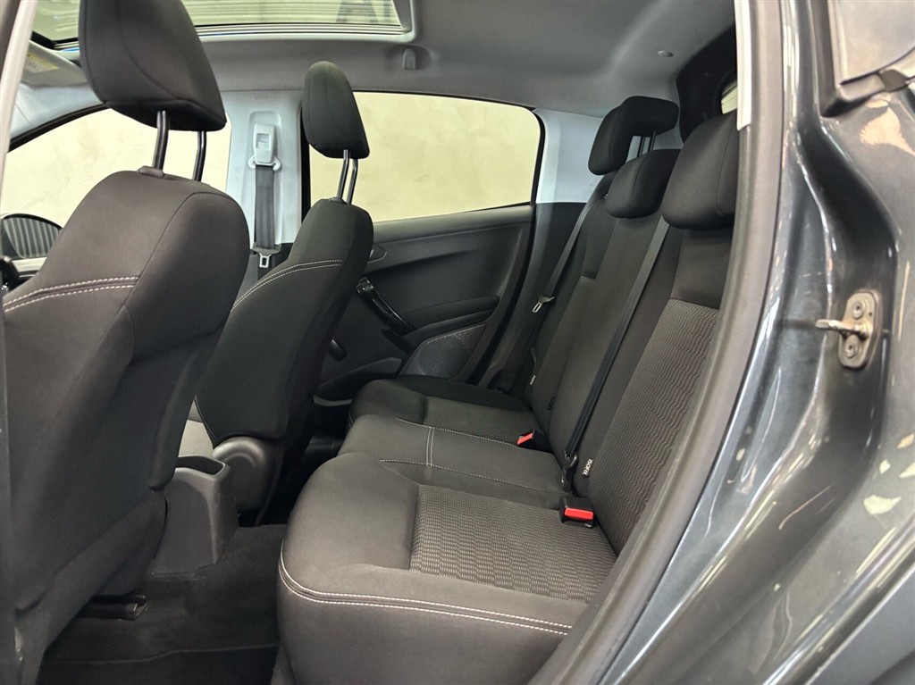 Peugeot 208 1,6 BlueHDi Active 100HK 5d - Image 8