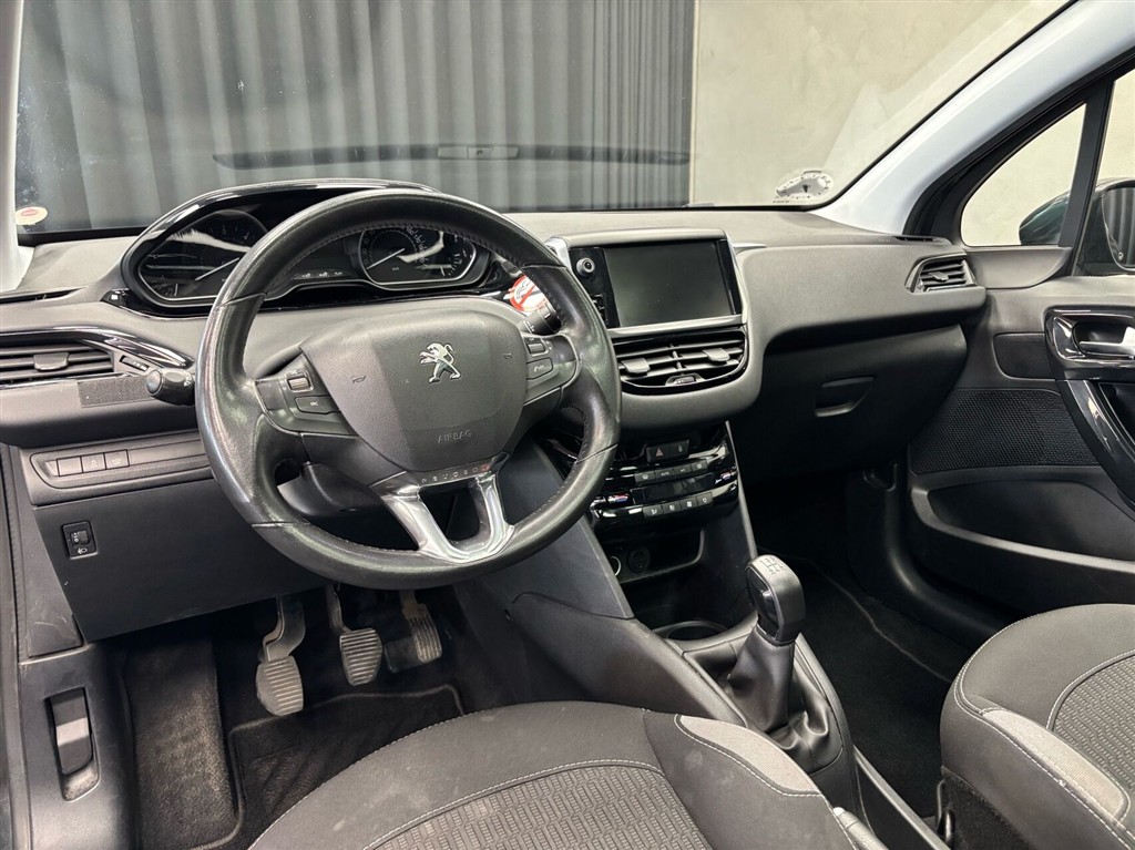 Peugeot 208 1,6 BlueHDi Active 100HK 5d - Image 9