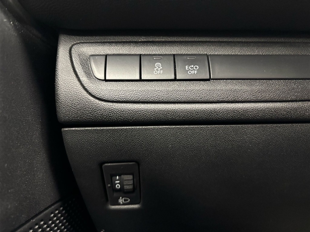 Peugeot 208 1,6 BlueHDi Active 100HK 5d - Image 12