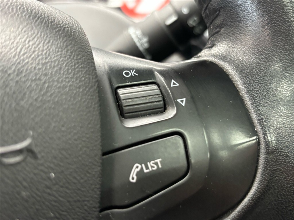 Peugeot 208 1,6 BlueHDi Active 100HK 5d - Image 16