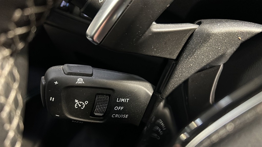 Peugeot 3008 1,6 PureTech Plugin-hybrid Selection Sport LTD EAT8 225HK 5d 8g Aut. - Image 24
