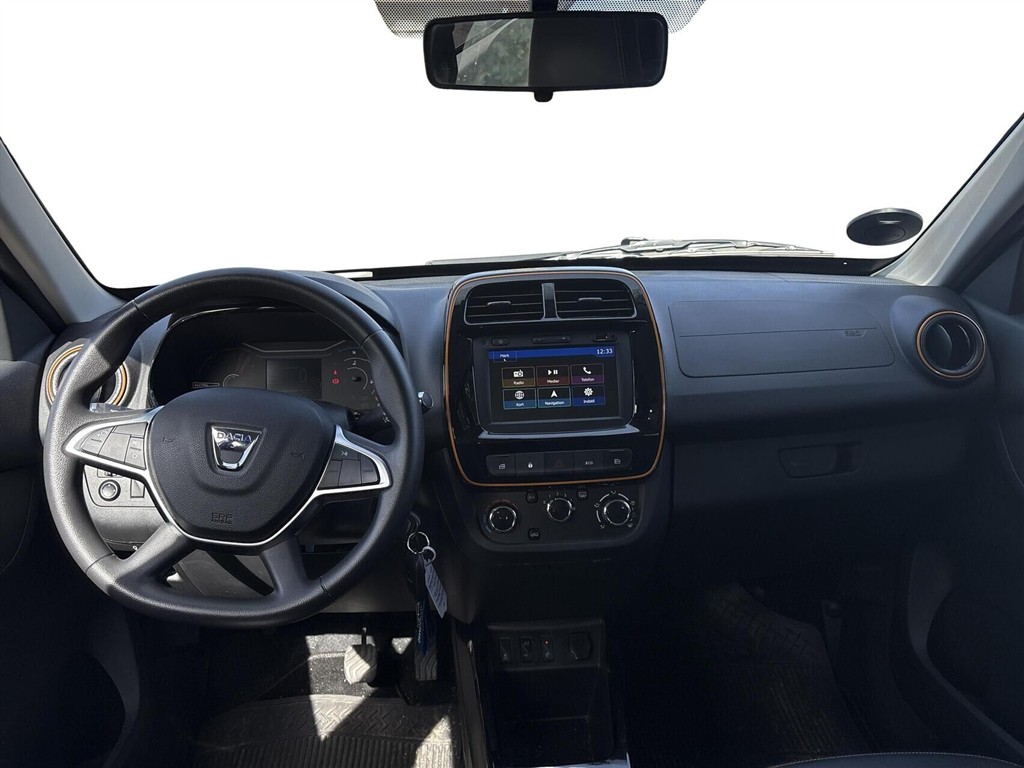 Dacia Spring EL Comfort Plus 44HK 5d Aut. - Image 6