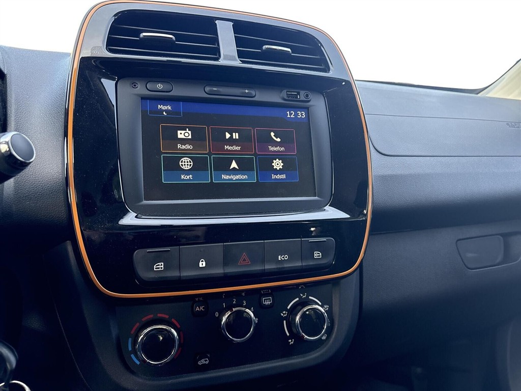 Dacia Spring EL Comfort Plus 44HK 5d Aut. - Image 8