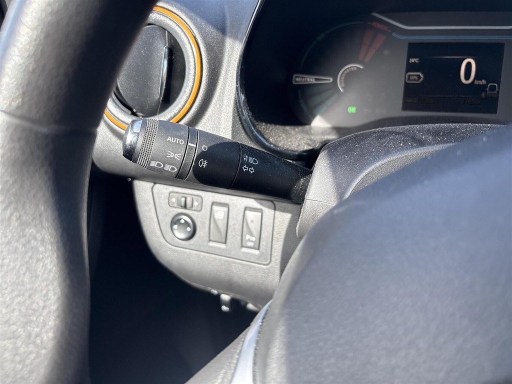 Dacia Spring EL Comfort Plus 44HK 5d Aut. - Image 14
