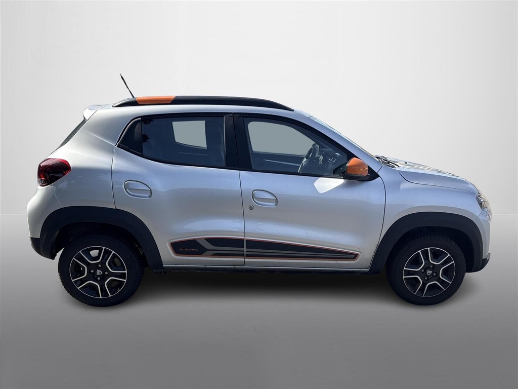 Dacia Spring EL Comfort Plus 44HK 5d Aut. - Image 18