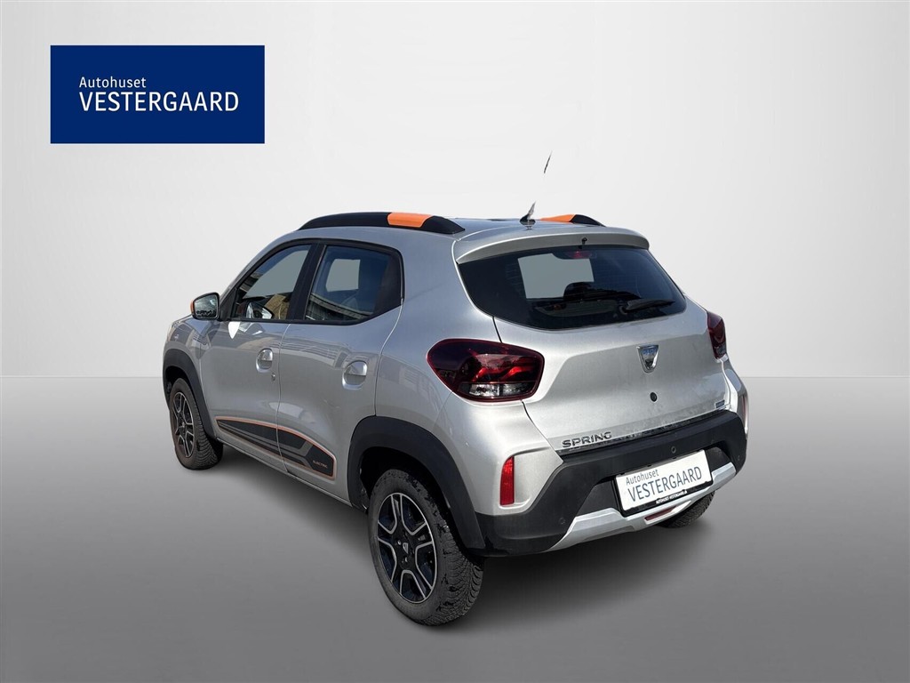 Dacia Spring EL Comfort Plus 44HK 5d Aut. - Image 3