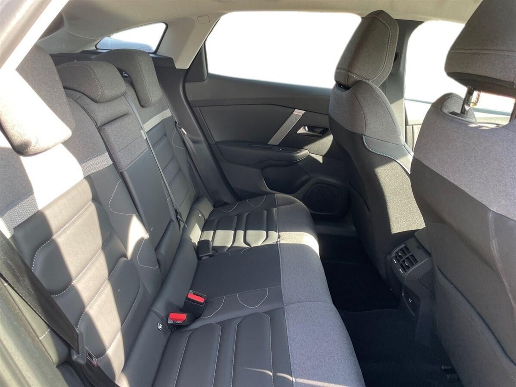 Citroën C4 1,2 PureTech Shine EAT8 130HK 5d 8g Aut. - Image 15