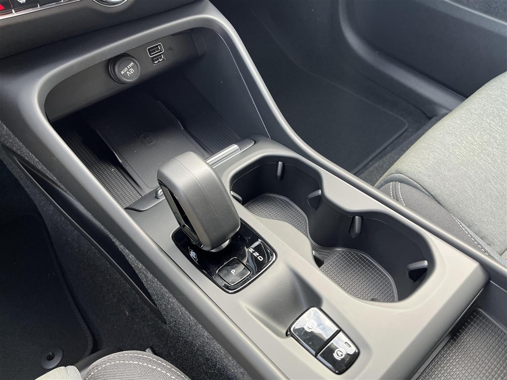 Volvo XC40 1,5 T5 Recharge Plugin-hybrid Core 262HK 5d 7g Aut. - Image 17