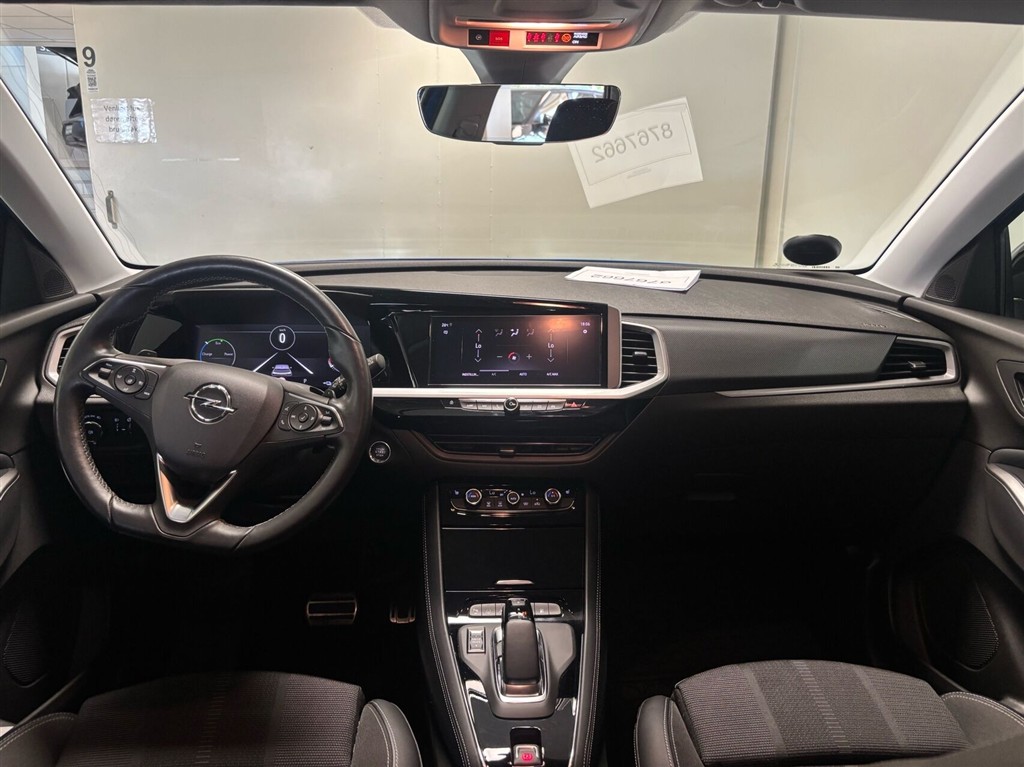 Opel Grandland 1,6 PHEV Plugin-hybrid Ultimate EAT8 225HK 5d 8g Aut. - Image 8