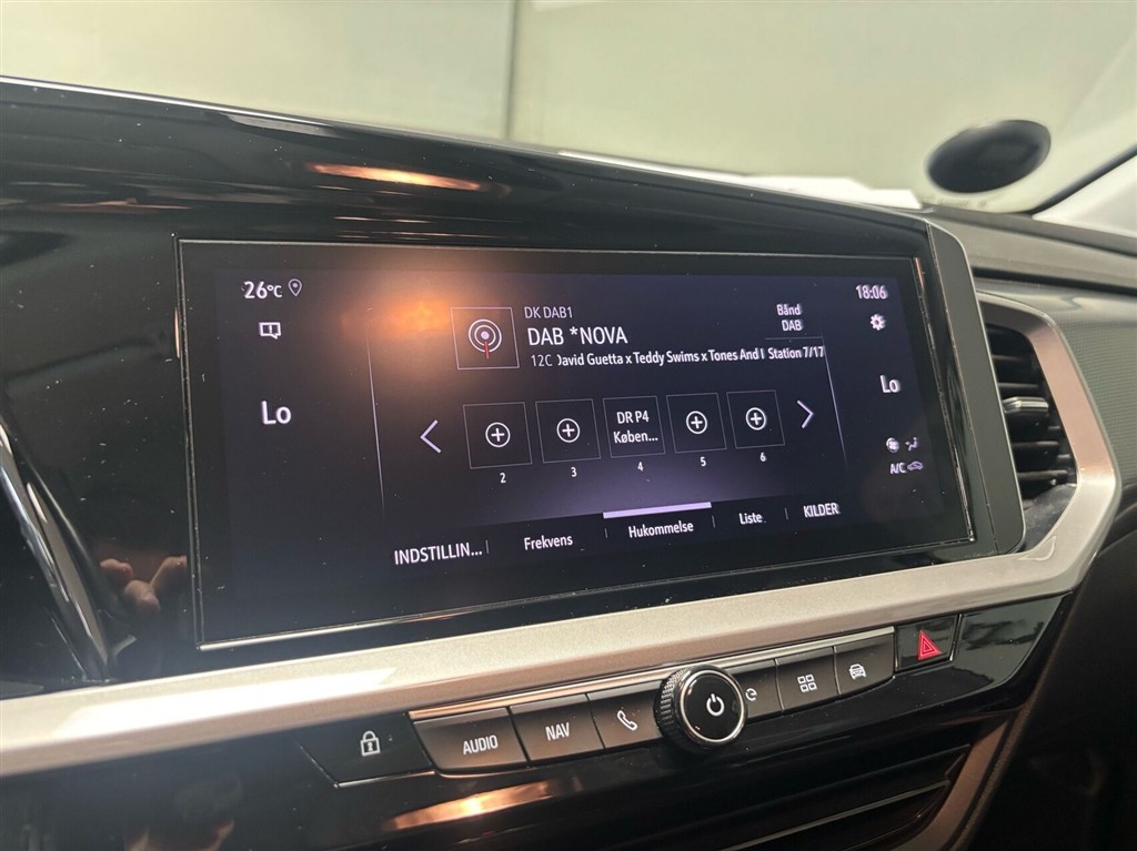 Opel Grandland 1,6 PHEV Plugin-hybrid Ultimate EAT8 225HK 5d 8g Aut. - Image 12