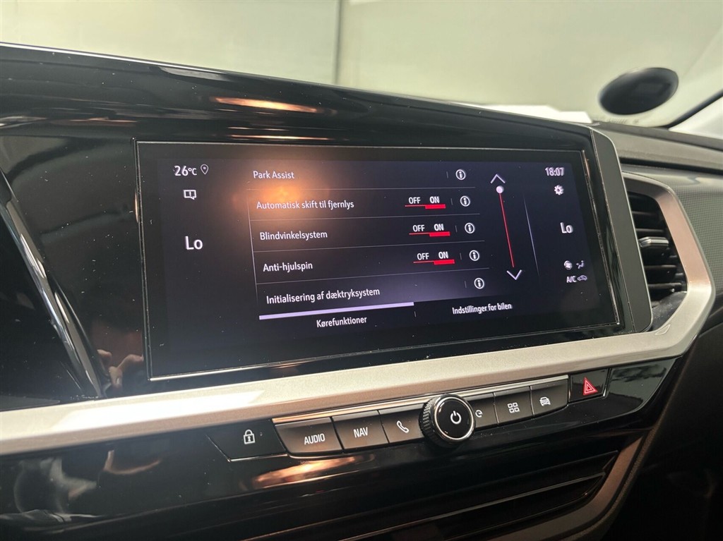 Opel Grandland 1,6 PHEV Plugin-hybrid Ultimate EAT8 225HK 5d 8g Aut. - Image 16