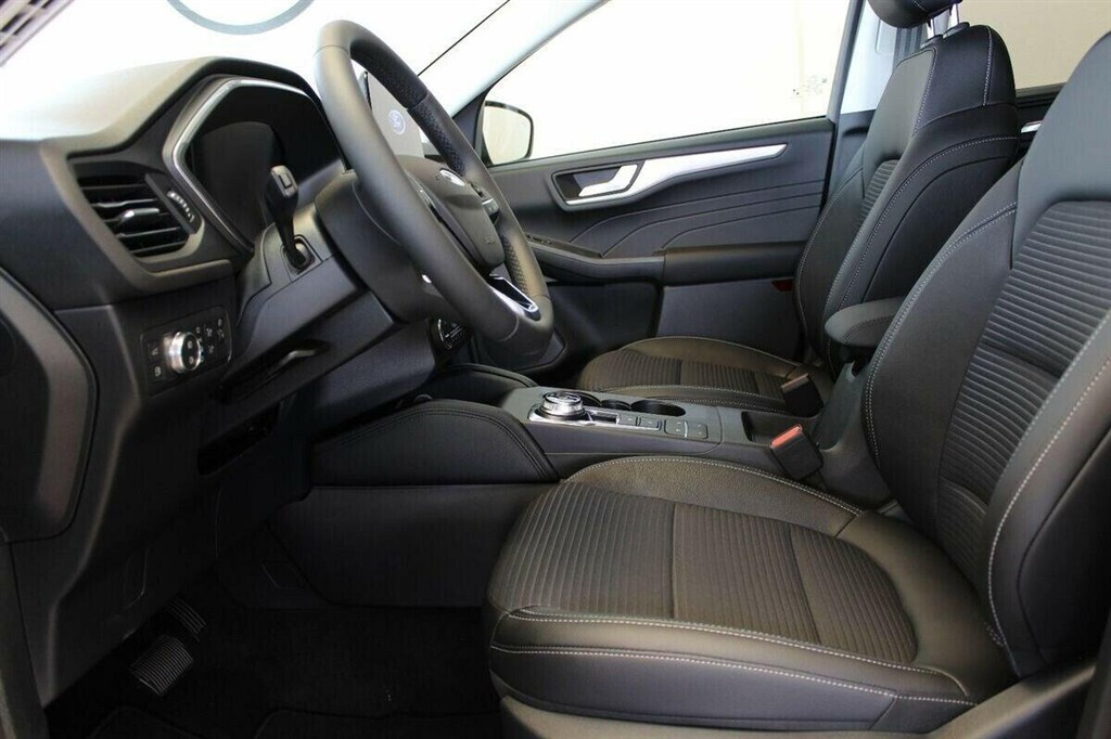 Ford Kuga 2,5 Plugin-hybrid Titanium X CVT 225HK 5d Trinl. Gear - Image 5