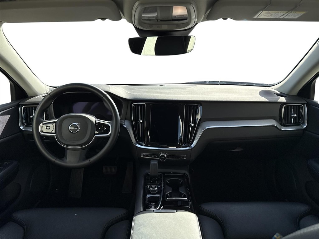 Volvo V60 2,0 T6 Recharge Plugin-hybrid Plus AWD 350HK Stc 8g Aut. - Image 6