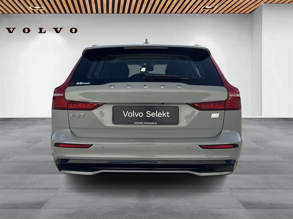 Volvo V60 2,0 T6 Recharge Plugin-hybrid Plus AWD 350HK Stc 8g Aut. - Image 8