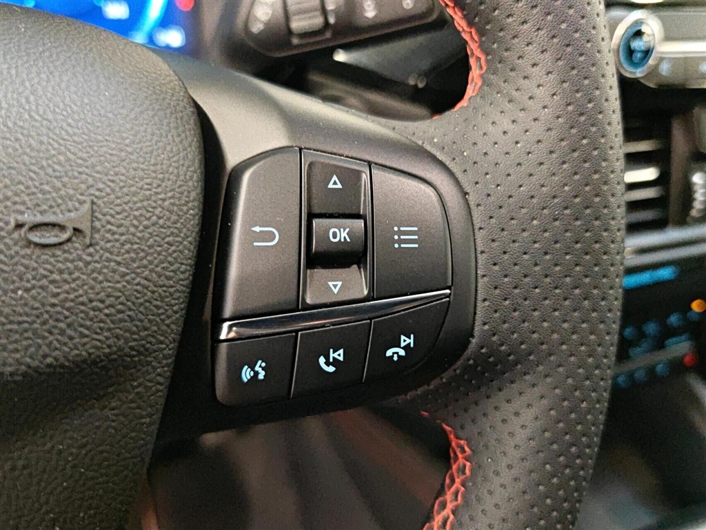 Ford Kuga 2,5 Plugin-hybrid ST-Line X CVT 225HK 5d Trinl. Gear - Image 12