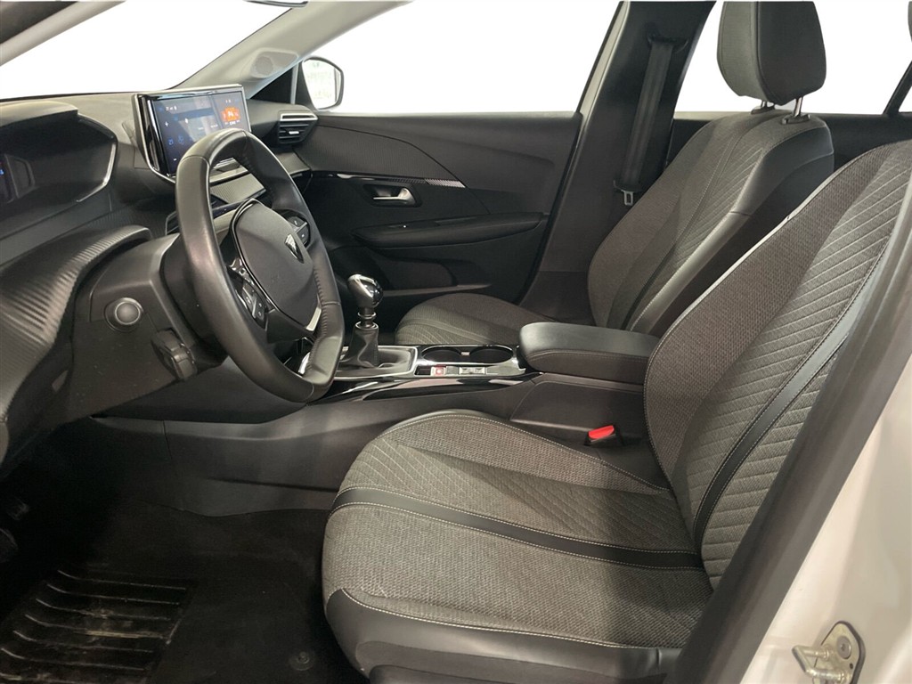 Peugeot 208 1,2 PureTech Allure+ 100HK 5d 6g - Image 17