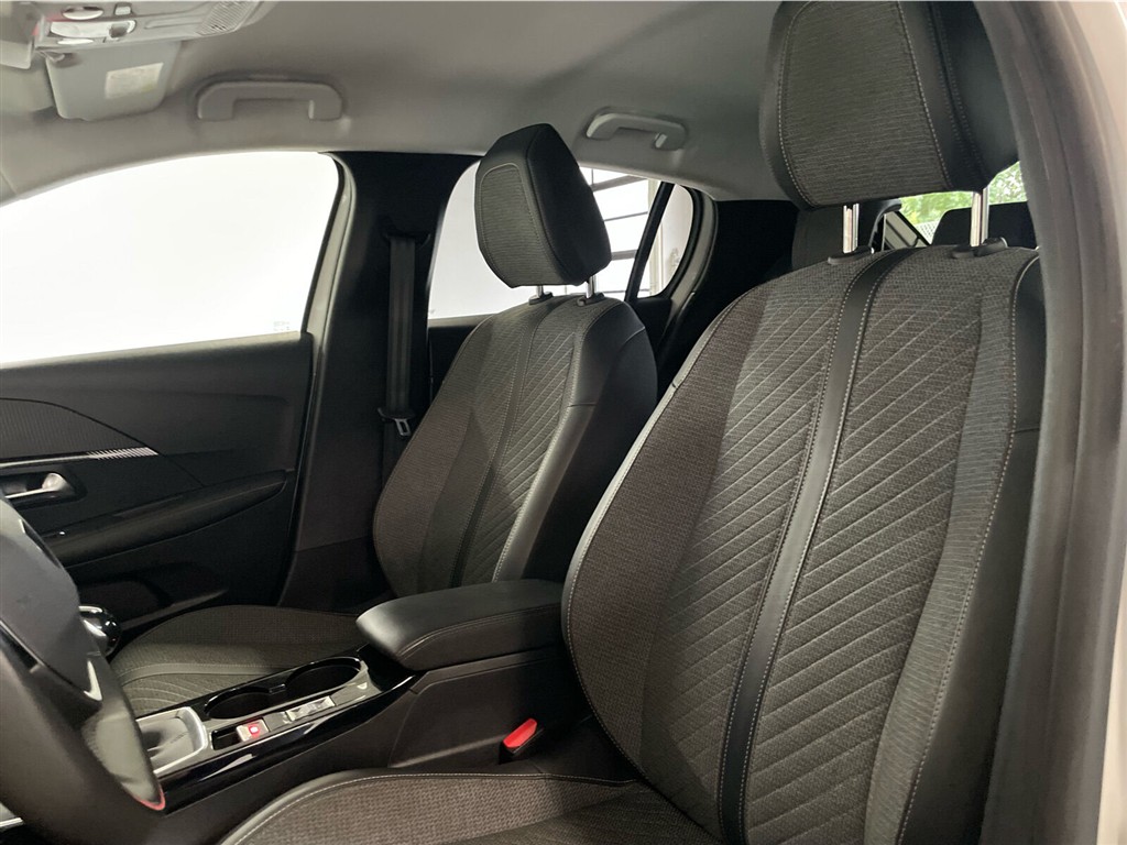 Peugeot 208 1,2 PureTech Allure+ 100HK 5d 6g - Image 22