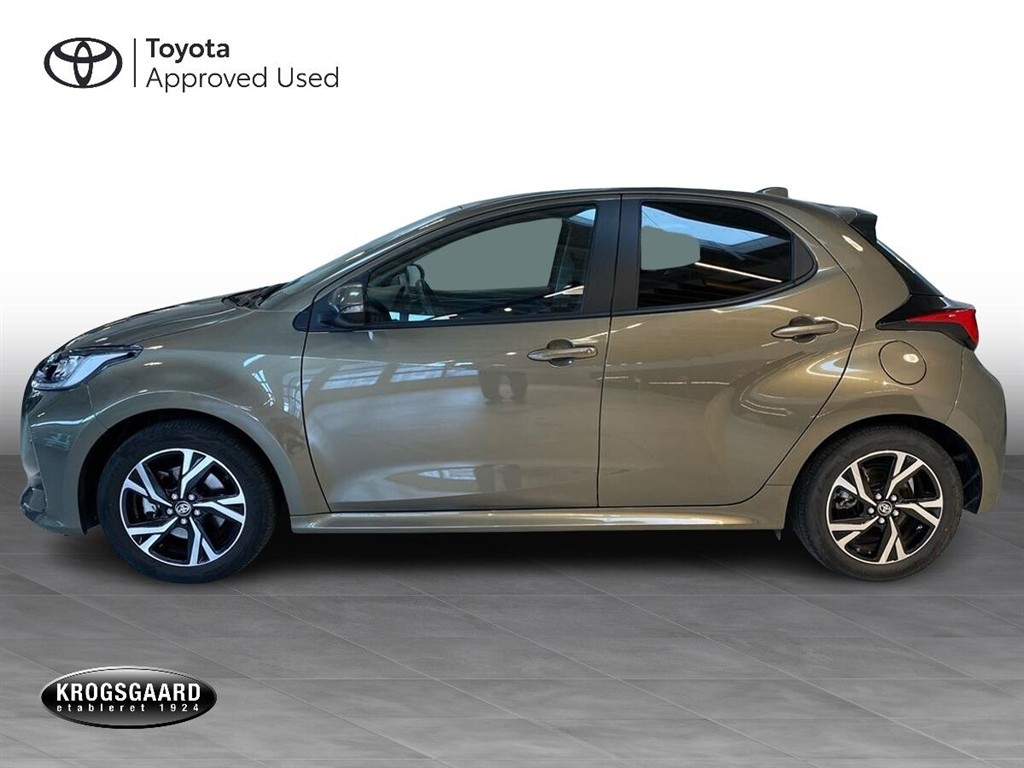 Toyota Yaris 1,5 Hybrid Style Comfort 116HK 5d Trinl. Gear - Image 2