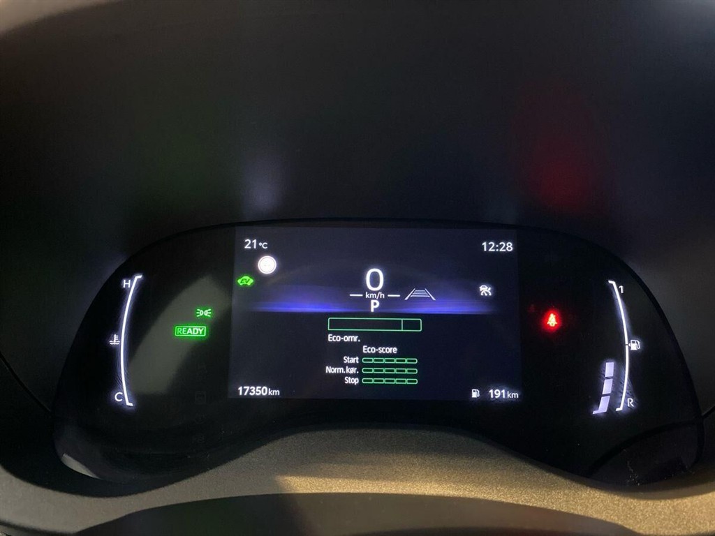 Toyota Yaris 1,5 Hybrid Style Comfort 116HK 5d Trinl. Gear - Image 13