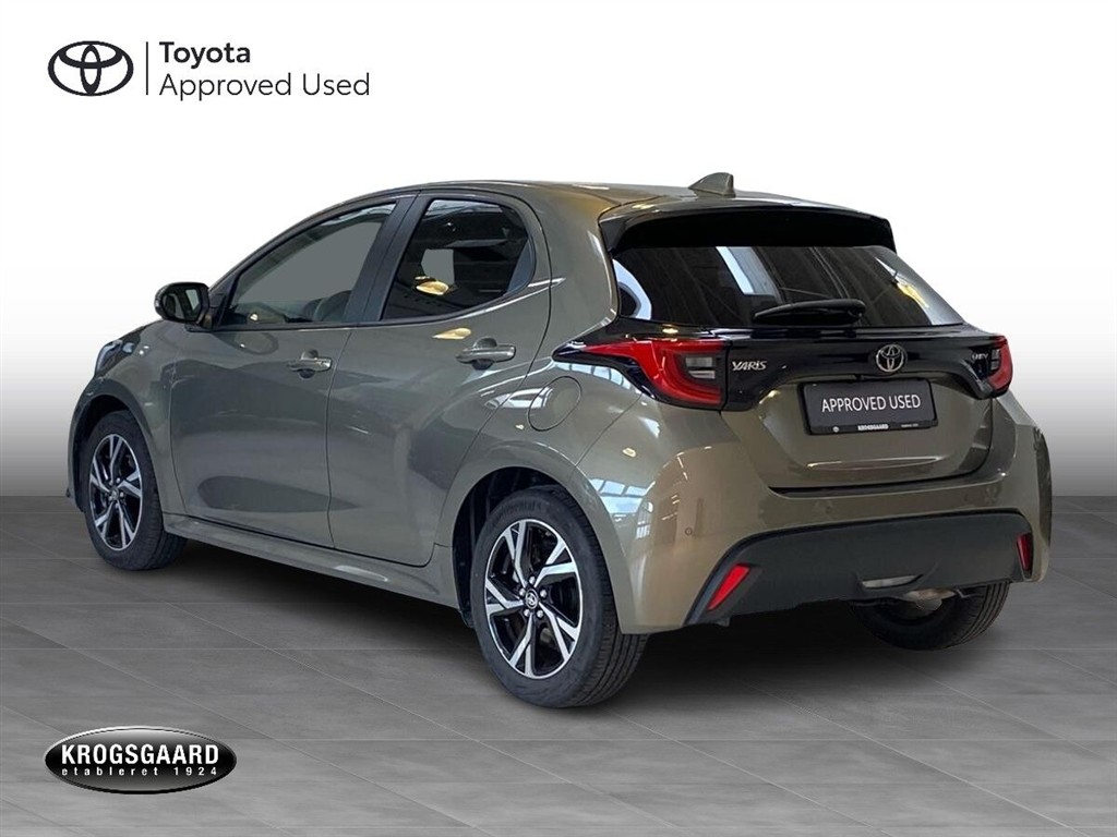 Toyota Yaris 1,5 Hybrid Style Comfort 116HK 5d Trinl. Gear - Image 3