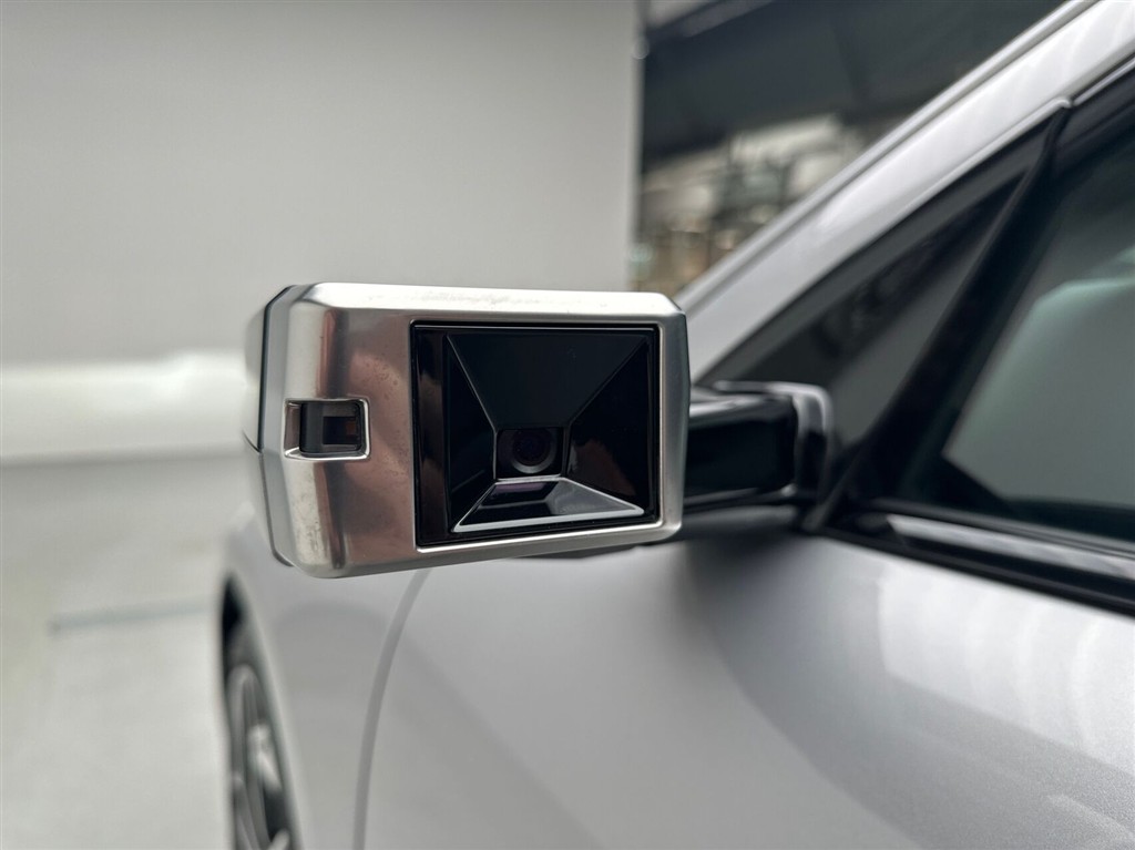 Hyundai Ioniq 6 Electric 77,4 kWh Ultimate 4WD 325HK Aut. - Image 22