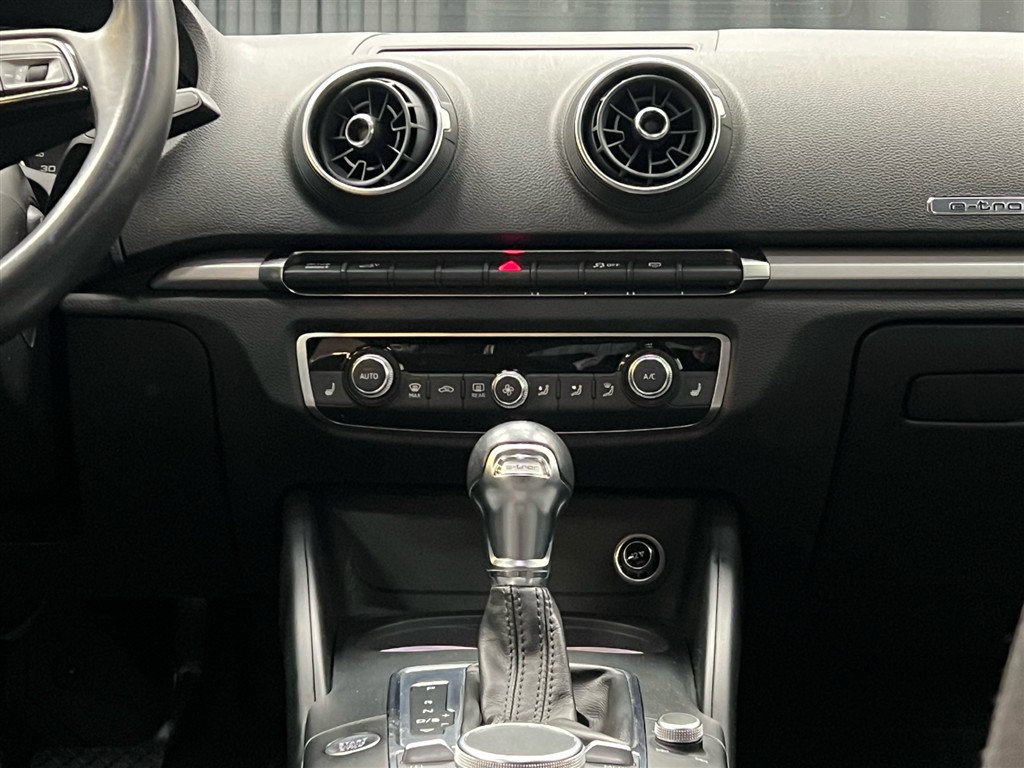 Audi A3 Sportback 1,4 E-tron Plugin-hybrid Ambiente S Tronic 204HK 5d 6g Aut. - Image 9