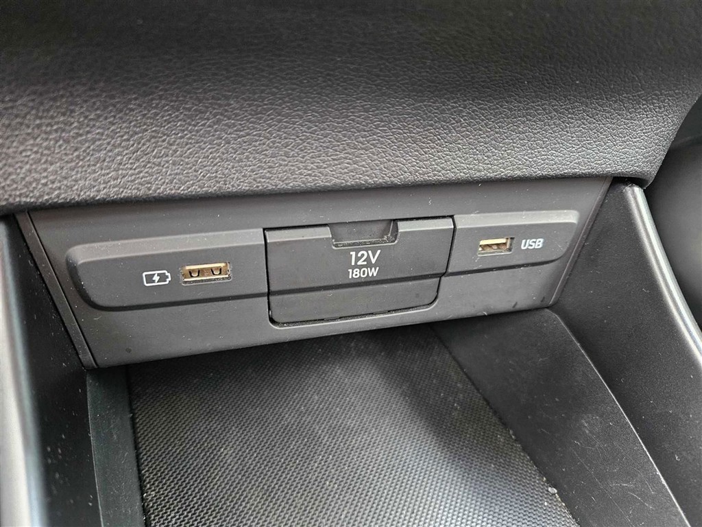 Hyundai i20 1,0 T-GDI Essential Komfort 100HK 5d 6g - Image 11