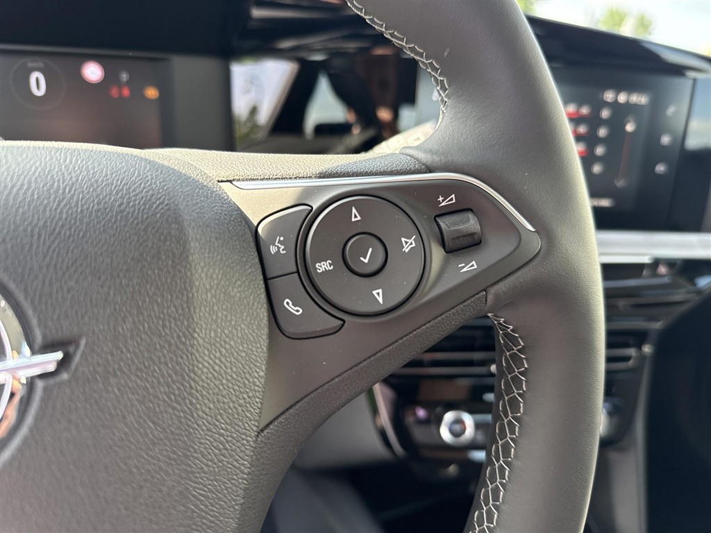 Opel Mokka-e EL Elegance 136HK 5d Aut. - Image 9
