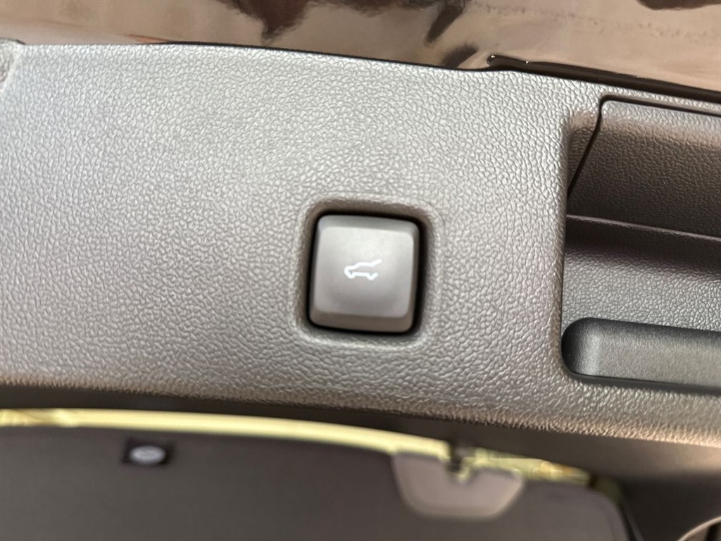 Ford Kuga 2,5 Plugin-hybrid ST-Line X CVT 243HK 5d Aut. - Image 10