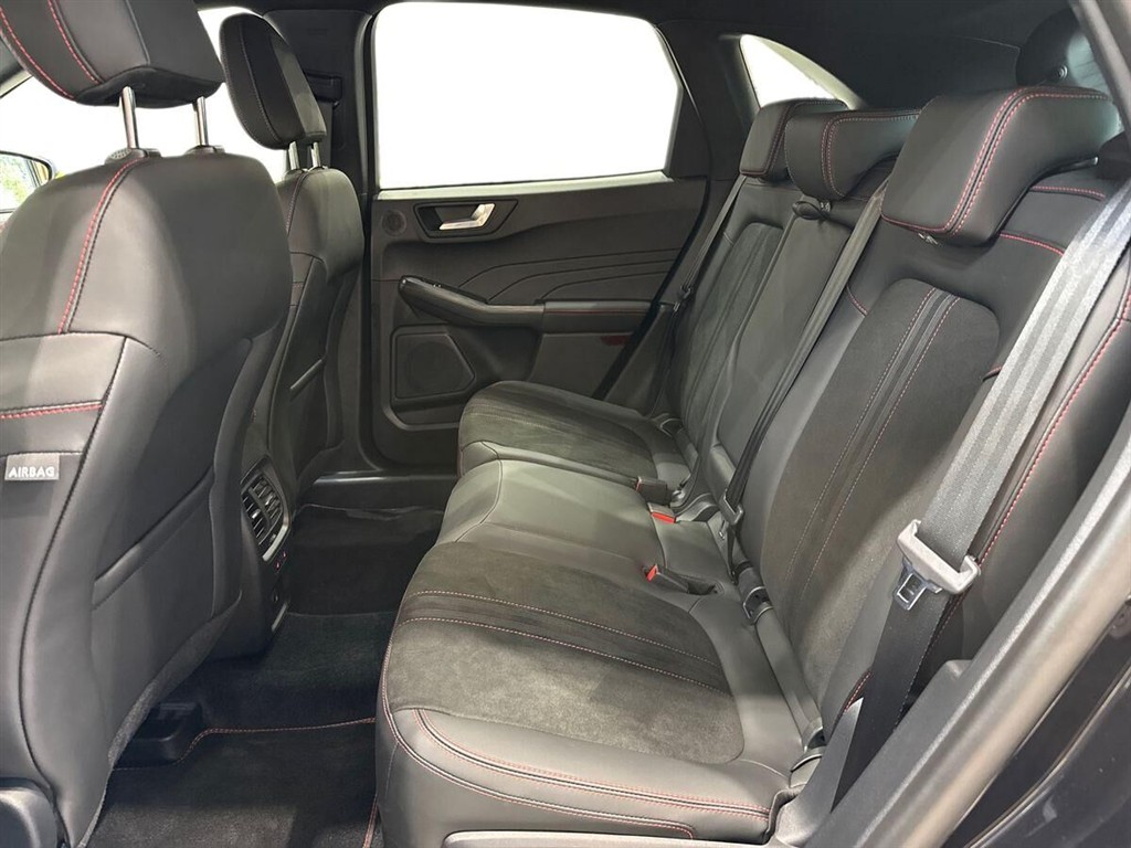 Ford Kuga 2,5 Plugin-hybrid ST-Line X CVT 243HK 5d Aut. - Image 12