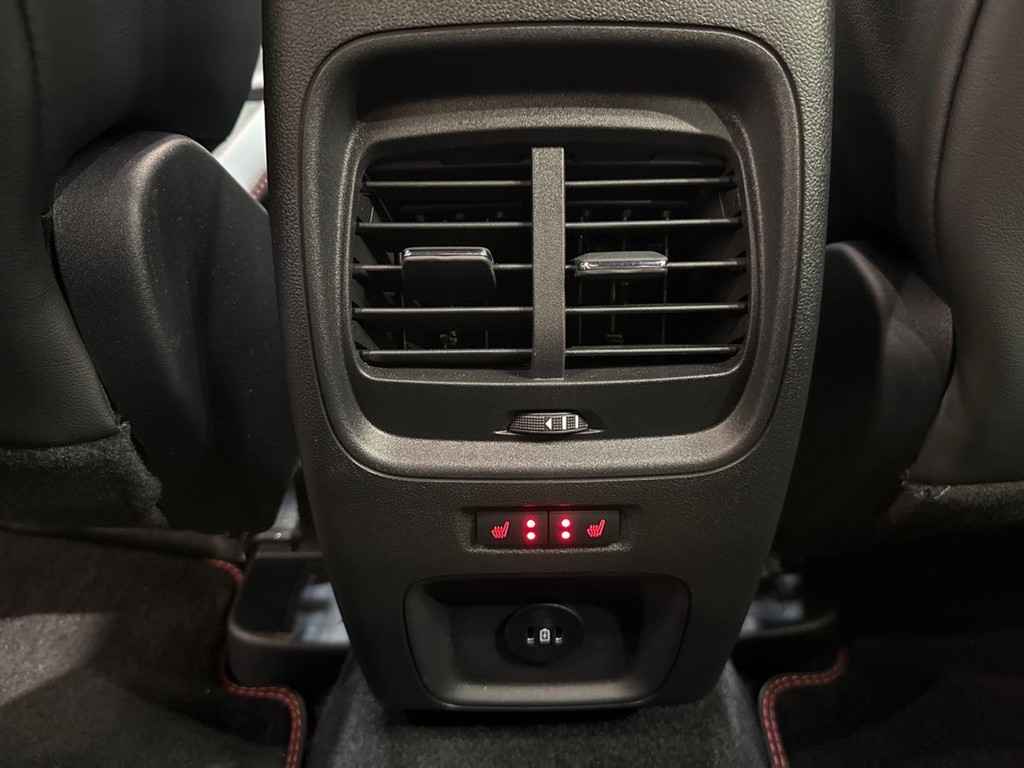 Ford Kuga 2,5 Plugin-hybrid ST-Line X CVT 243HK 5d Aut. - Image 13