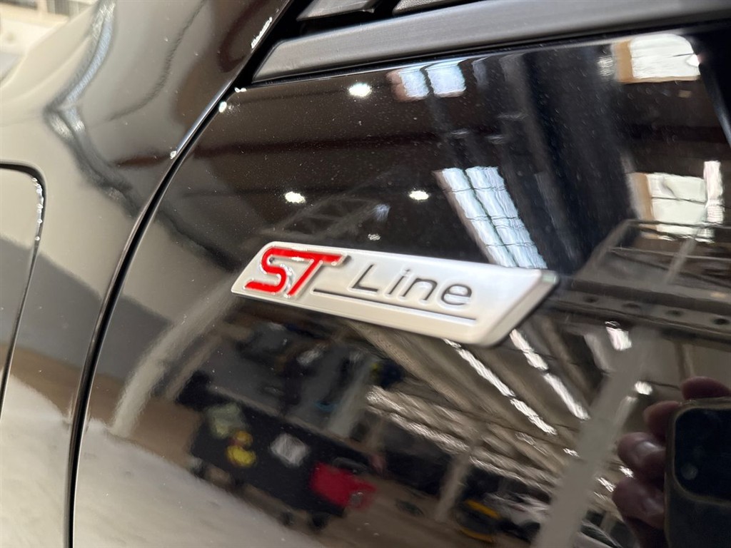 Ford Kuga 2,5 Plugin-hybrid ST-Line X CVT 243HK 5d Aut. - Image 23