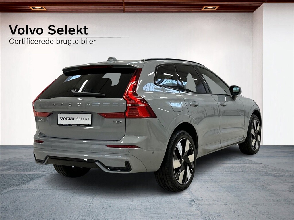 Volvo XC60 2,0 T8 Recharge Plugin-hybrid Ultimate AWD 455HK 5d 8g Aut. - Image 2