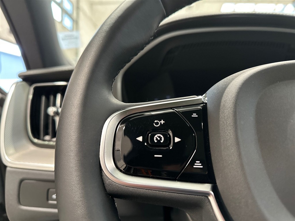 Volvo XC60 2,0 T8 Recharge Plugin-hybrid Ultimate AWD 455HK 5d 8g Aut. - Image 19