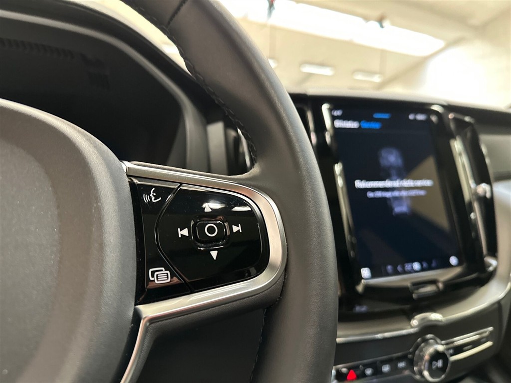 Volvo XC60 2,0 T8 Recharge Plugin-hybrid Ultimate AWD 455HK 5d 8g Aut. - Image 20