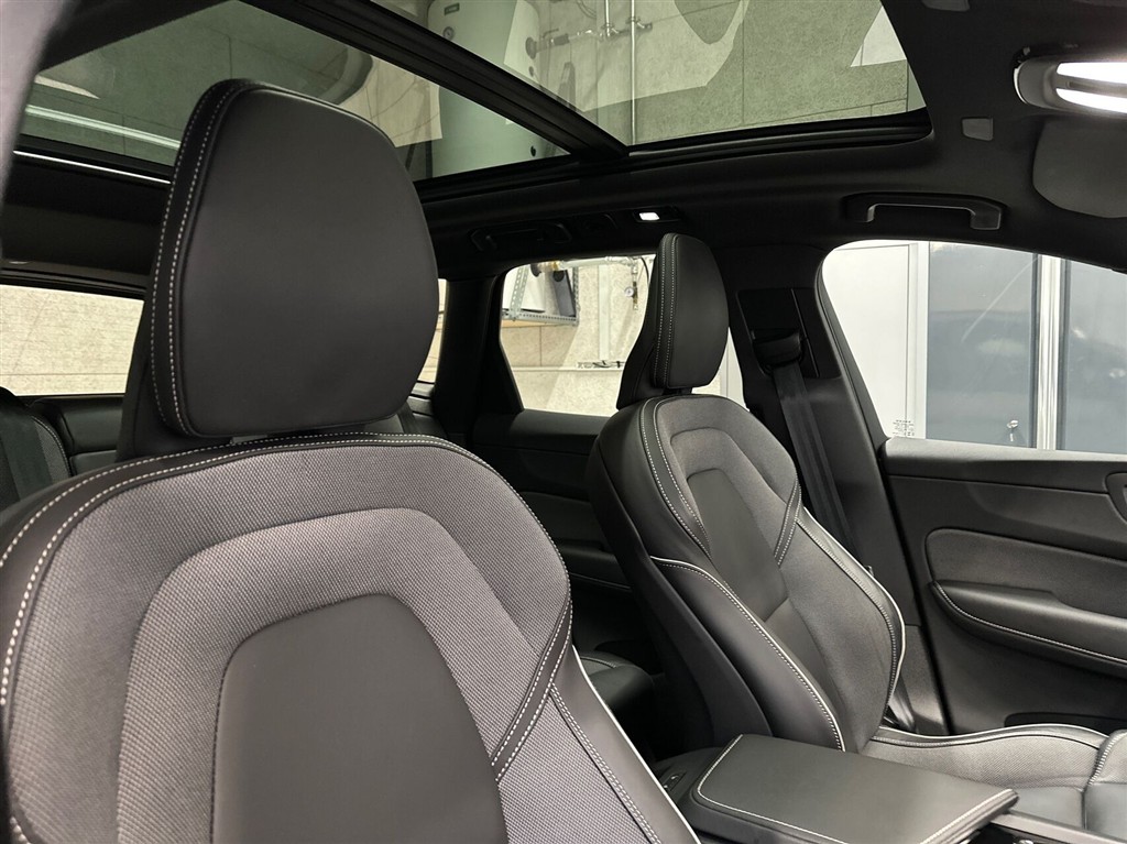 Volvo XC60 2,0 T8 Recharge Plugin-hybrid Ultimate AWD 455HK 5d 8g Aut. - Image 23