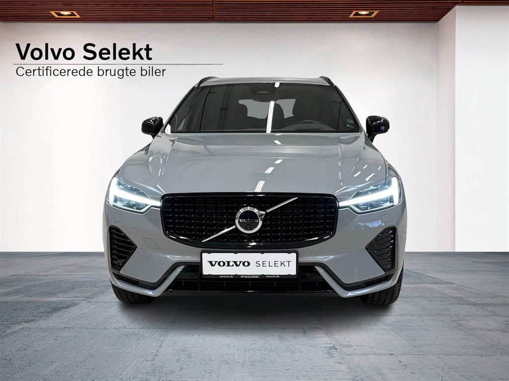 Volvo XC60 2,0 T8 Recharge Plugin-hybrid Ultimate AWD 455HK 5d 8g Aut. - Image 4