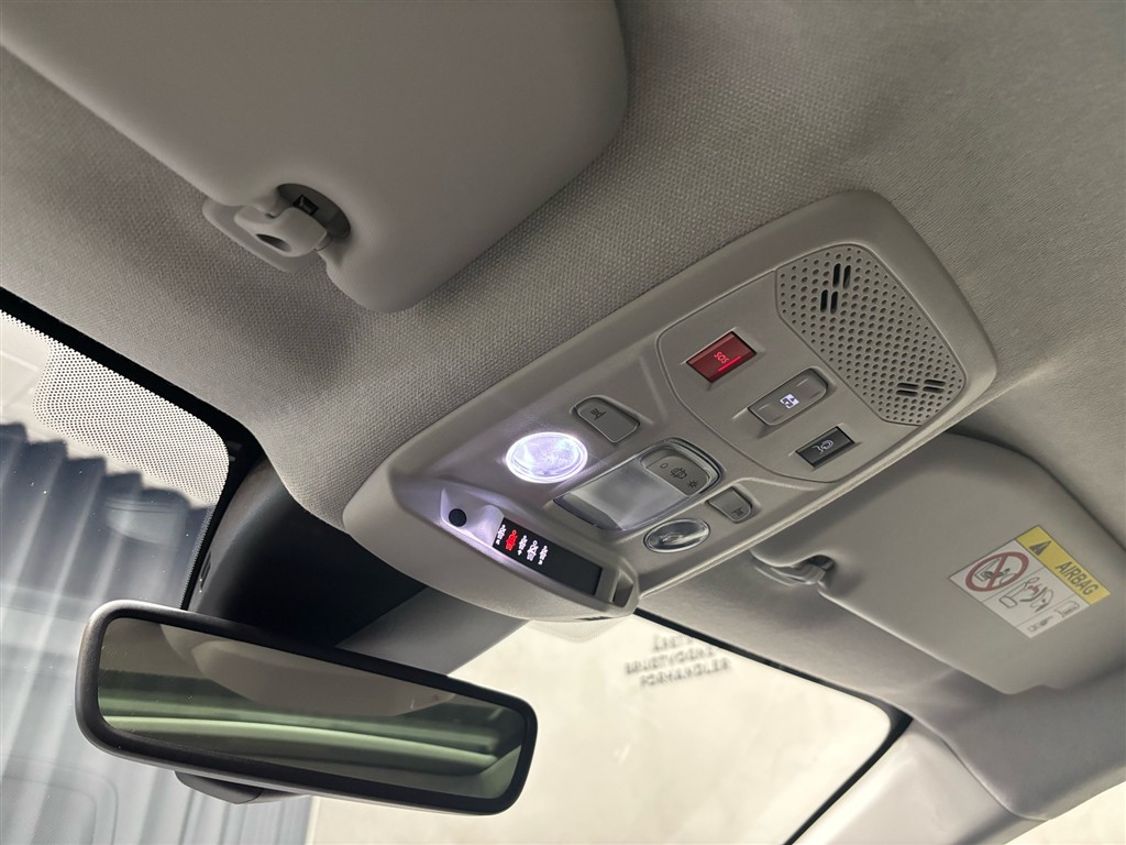 Citroën e-C4 X EL Shine 136HK 5d Aut. - Image 25