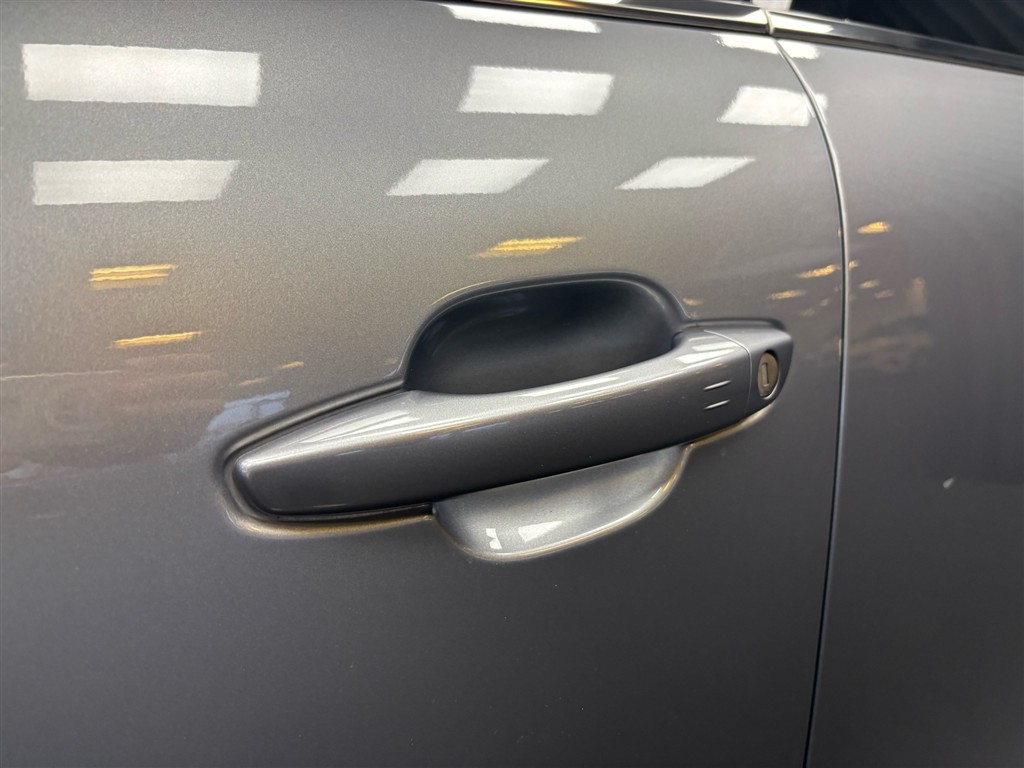 Citroën e-C4 X EL Shine 136HK 5d Aut. - Image 27