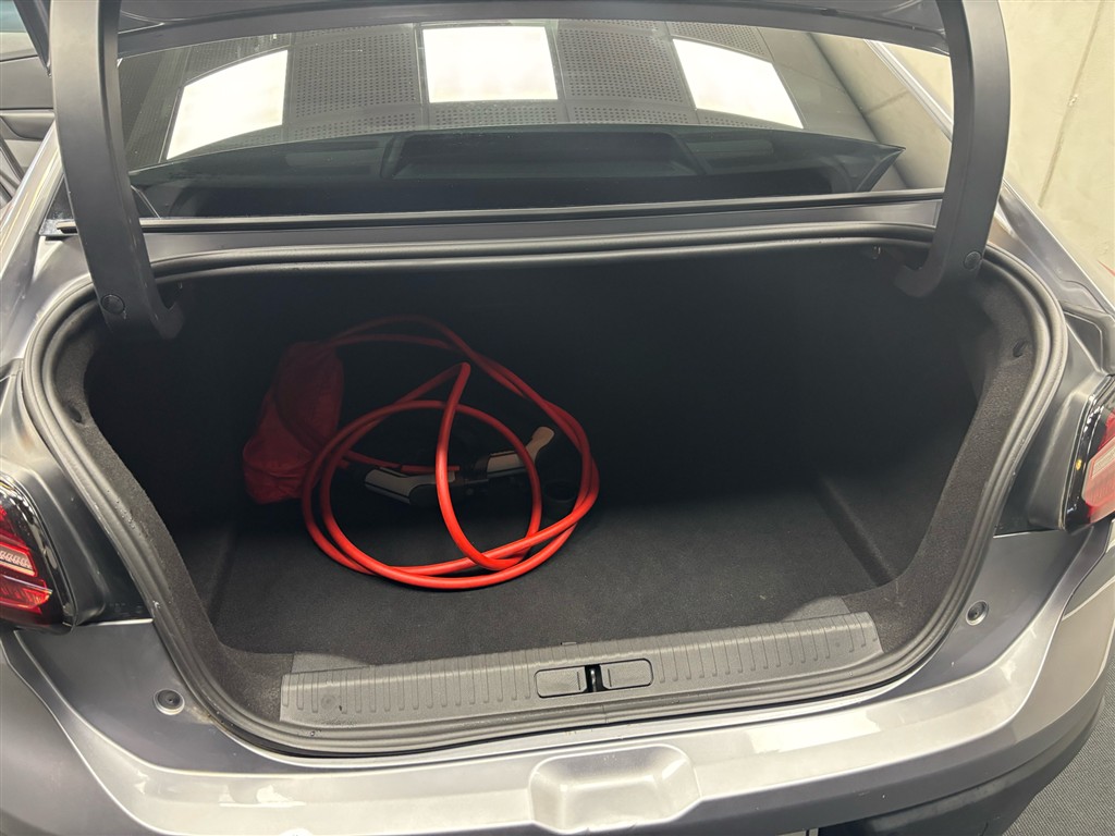 Citroën e-C4 X EL Shine 136HK 5d Aut. - Image 5