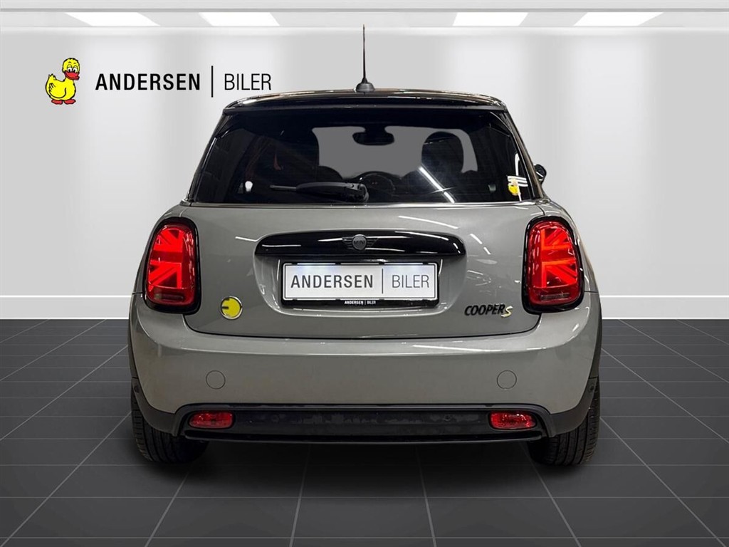 Mini Cooper SE EL Essential 184HK 3d Aut. - Image 9