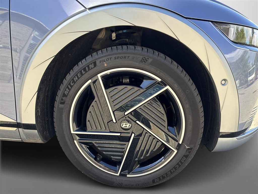 Hyundai Ioniq 5 Electric 84 kWh Ultimate 229HK 5d Aut. - Image 16