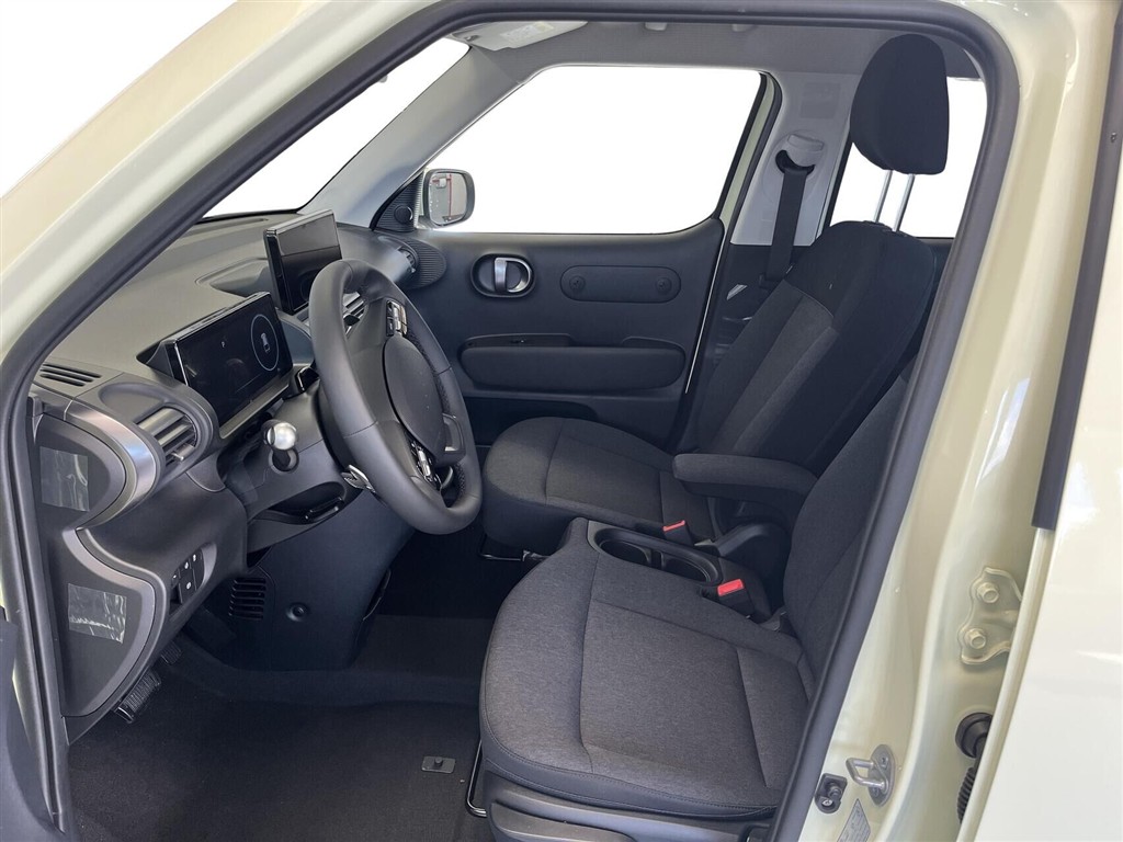 Hyundai Hyundai Inster 49 kWh Advanced VINTER - Image 6