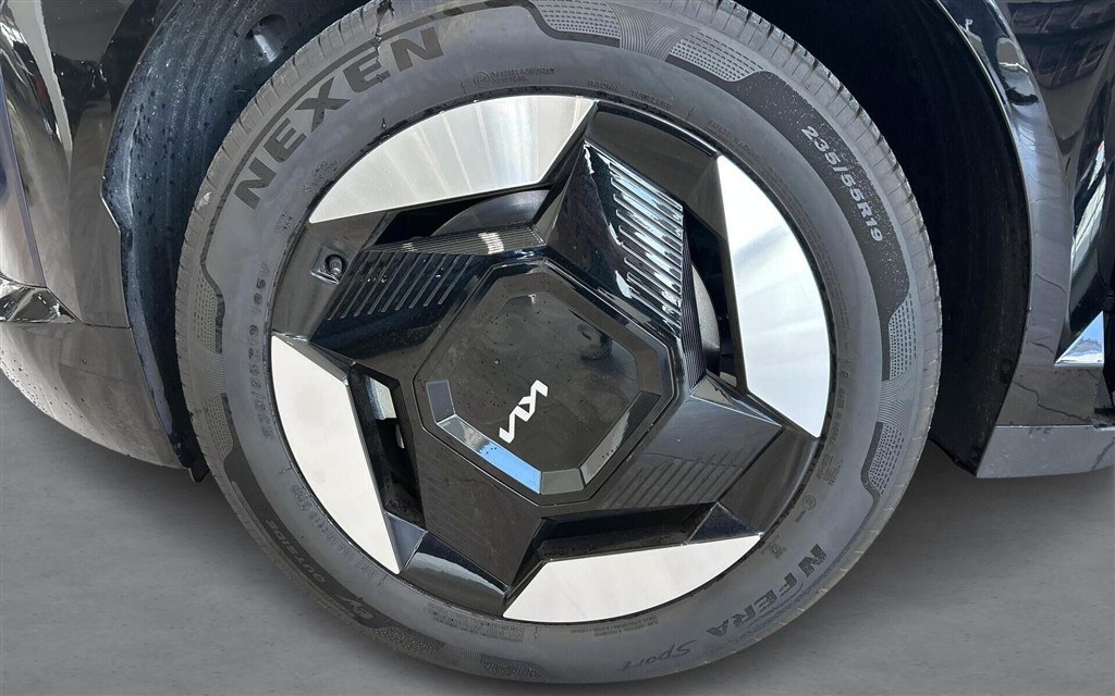 Kia EV5 Long Range Upgrade 218HK 5d Aut. - Image 16