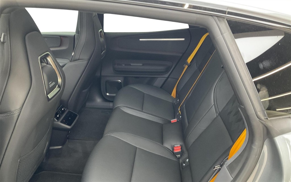 Polestar 4 EL LRDM Performance Plus Pilot AWD 544HK 5d Aut. - Image 10