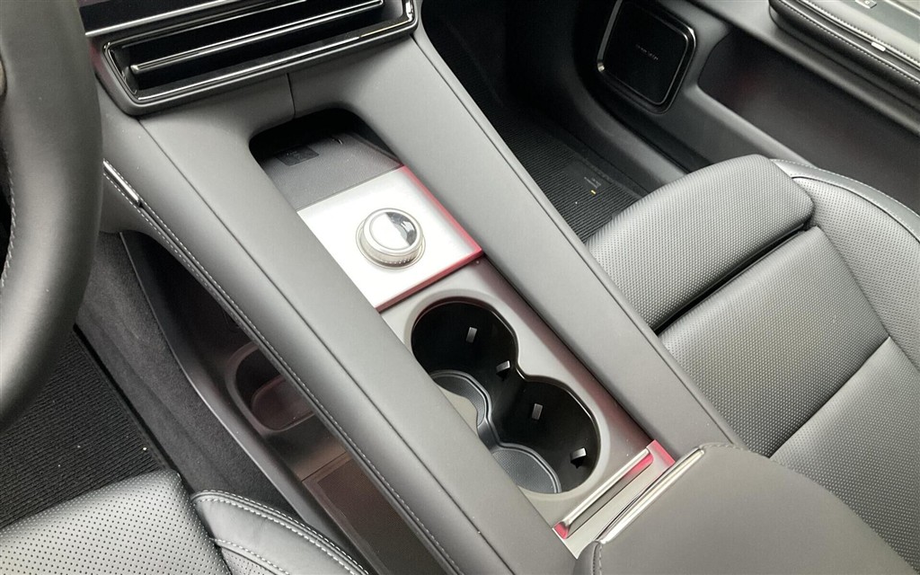 Polestar 4 EL LRDM Performance Plus Pilot AWD 544HK 5d Aut. - Image 14