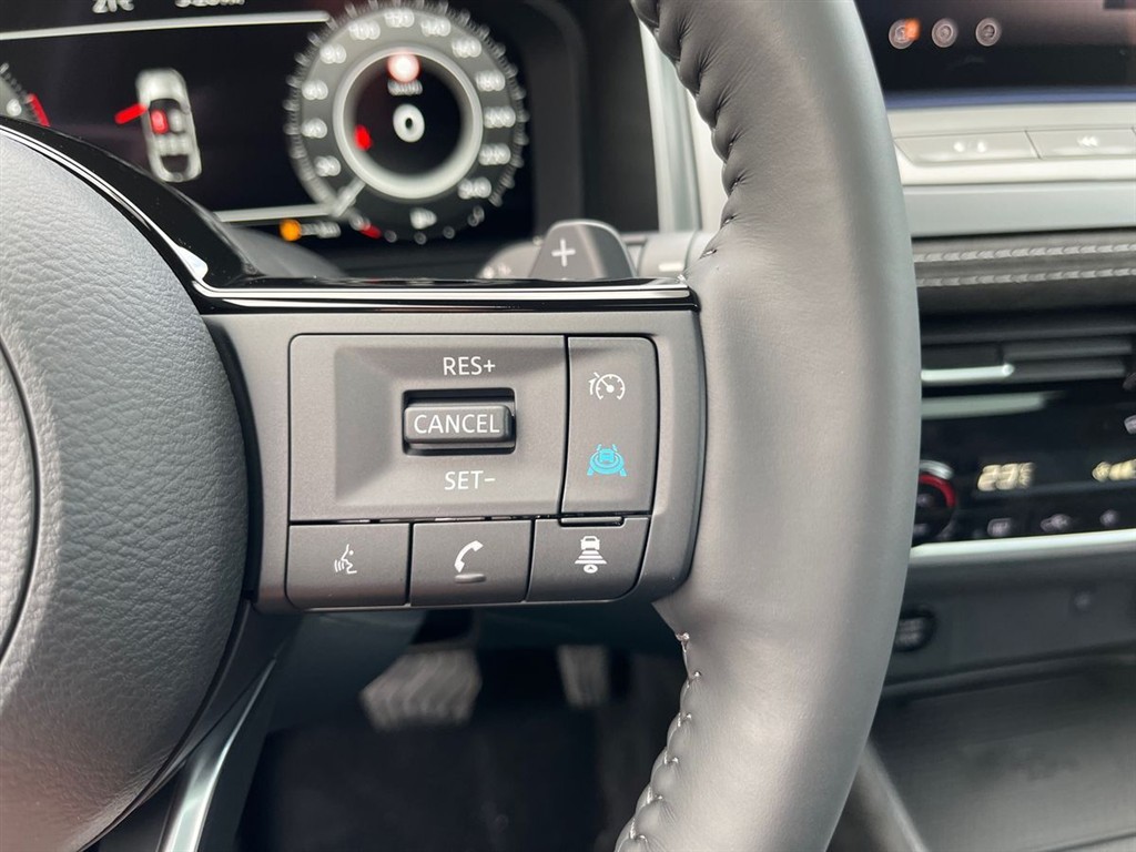 Nissan Qashqai 158 X-tronic 2 WD Tekna Plus + MY25 - Image 16
