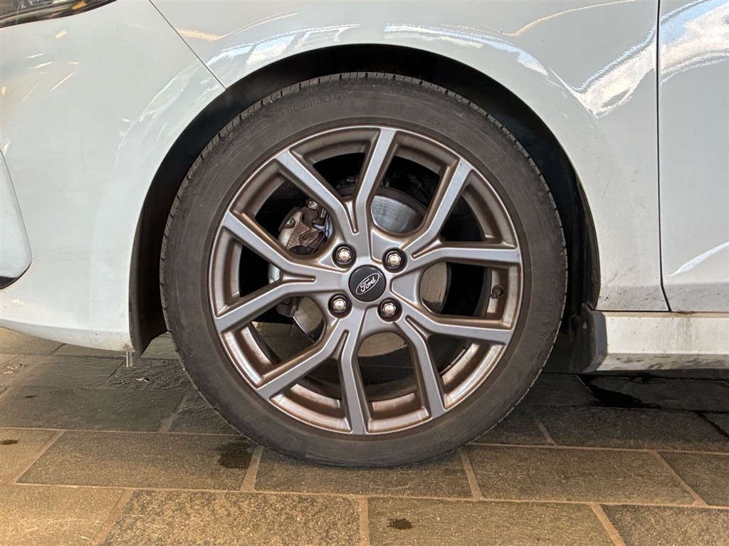 Ford Fiesta 1,0 EcoBoost Hybrid ST-Line X 155HK 5d 6g - Image 3