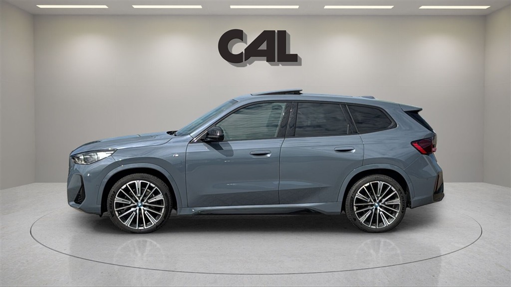 BMW iX1 xDrive30 EL Fully Charged 4x4 313HK 5d Aut. - Image 2